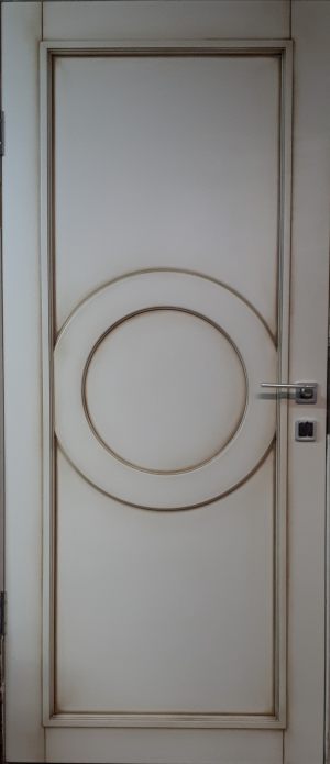 Межкомнатная дверь в профиле массив (эмаль с патиной) Шахты