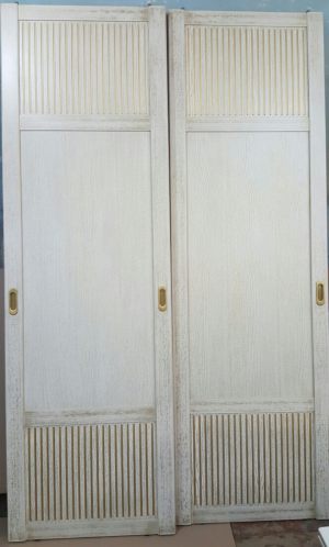 Двери для шкафа купе с фрезеровкой Шахты